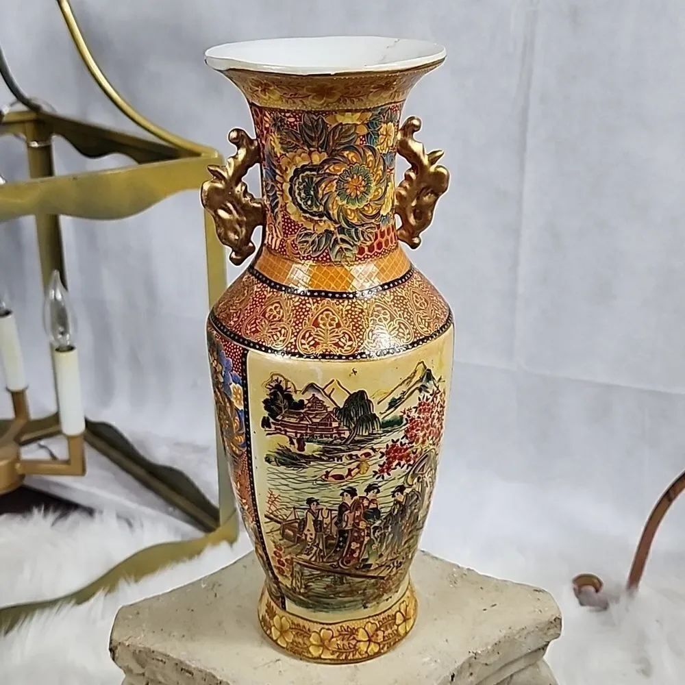 Hand Painted Japanese Water andβMountain Scene VaseβUrn